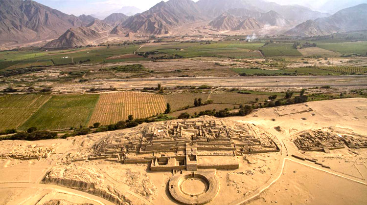 Tour a Caral “La ciudad más antigua de América”.