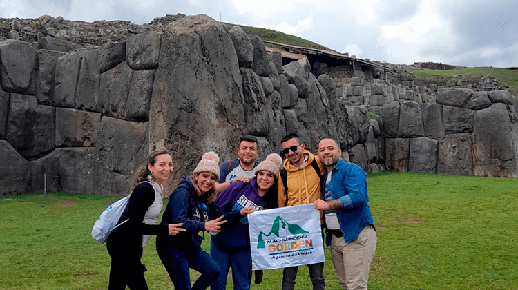 WELCOME AND CITY TOUR IN CUSCO